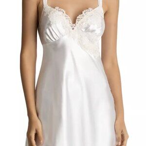 Linea Donatella Sonya Embellished Bridal Satin Chemise Nightgown Ivory S NWT